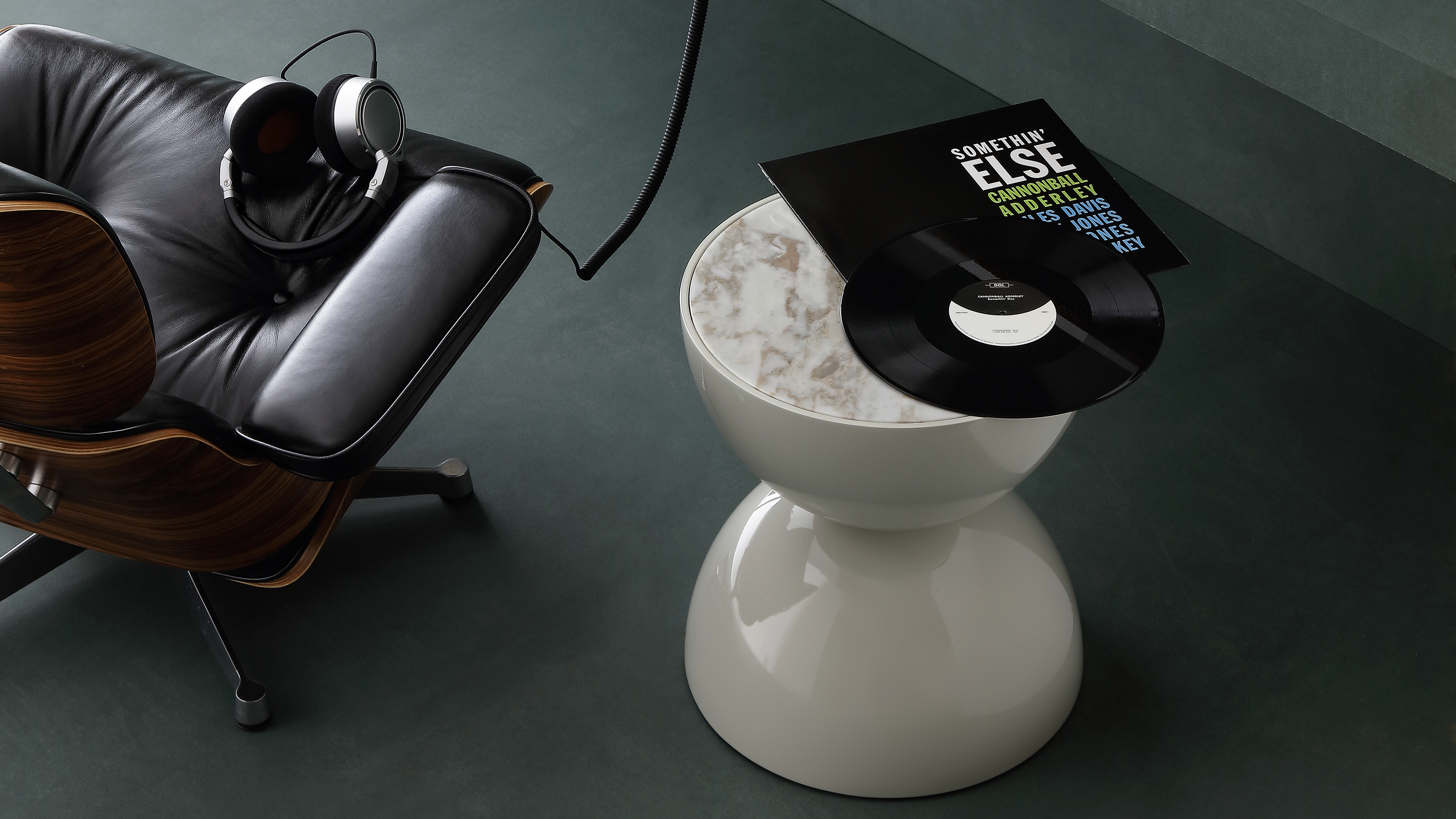 Homepage-desktop-white